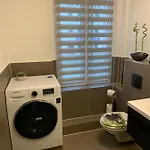 40 Qm Parkplatz, Balkon,netflix, Prime