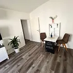 40 Qm Parkplatz, Balkon,netflix, Prime Апартаменты Хемниц